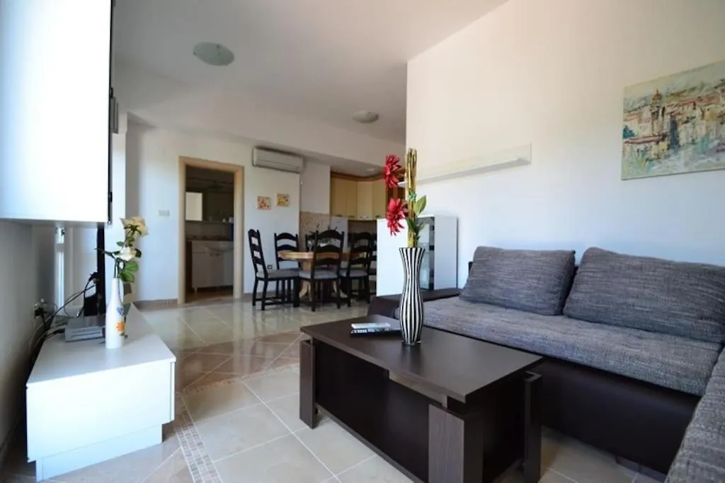 Appartamento Bungalo - Near Trogir Seget Vranjica