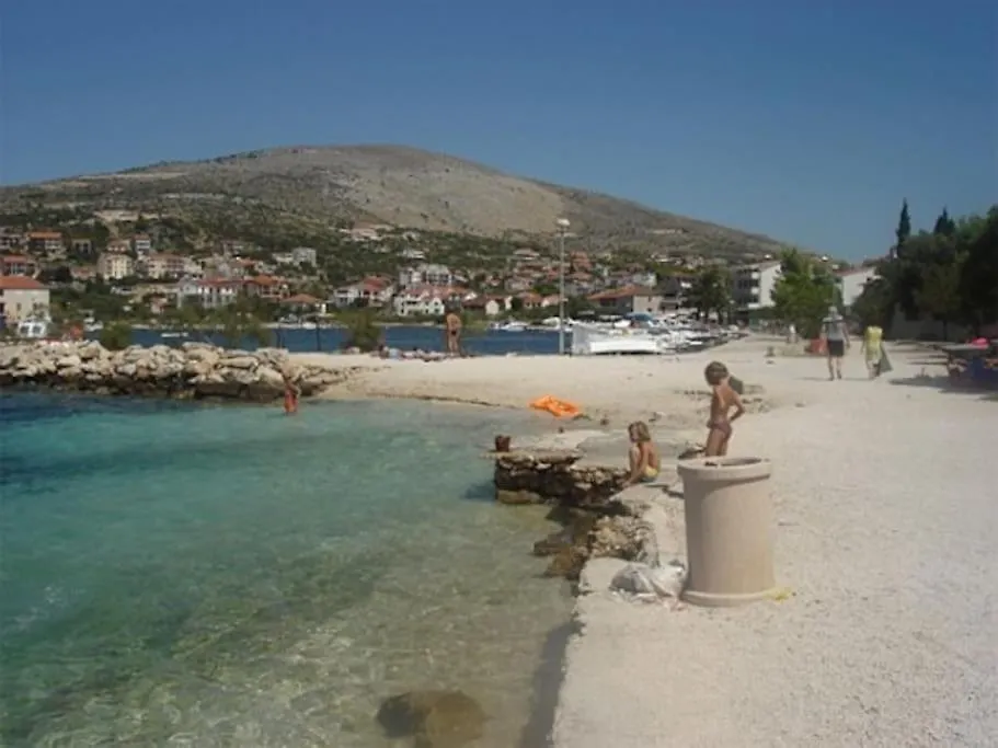 Appartamento Bungalo - Near Trogir Seget Vranjica 0*,