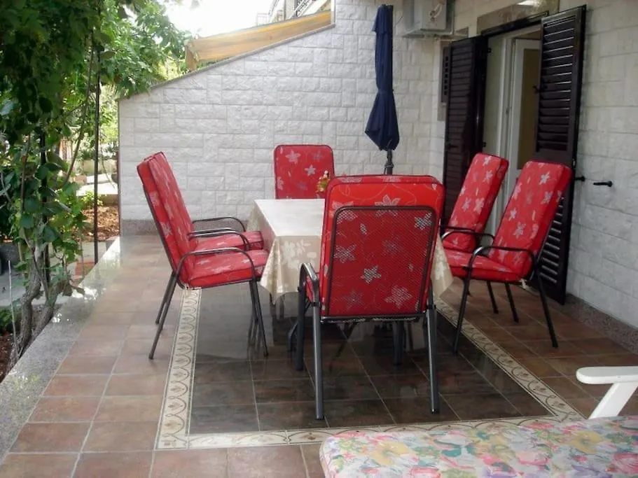 Appartamento Bungalo - Near Trogir Seget Vranjica